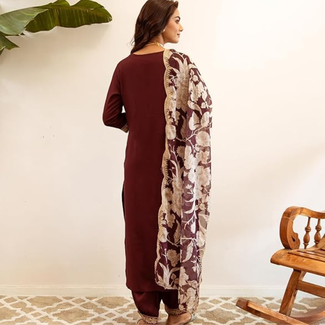 Classic Cotton Crew Suit 7