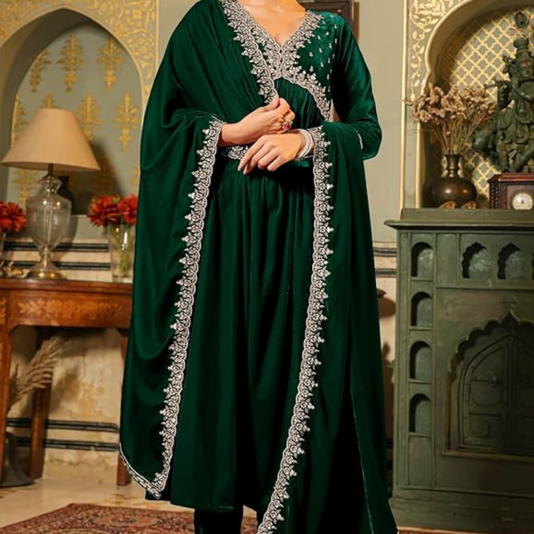 Classic Cotton Crew Suit 11